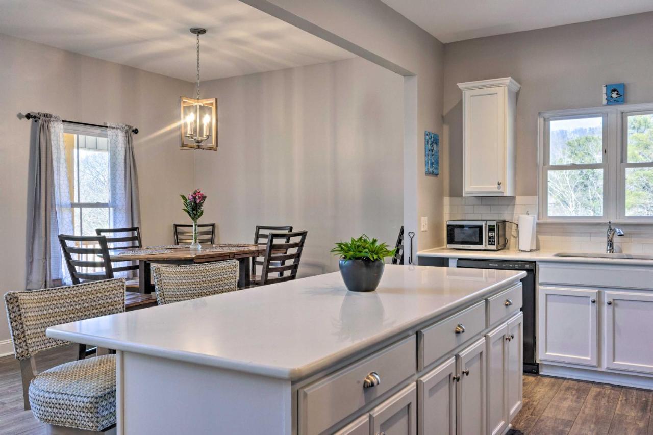 Family With Views About 5 Mi To Downtown Asheville! * Asheville