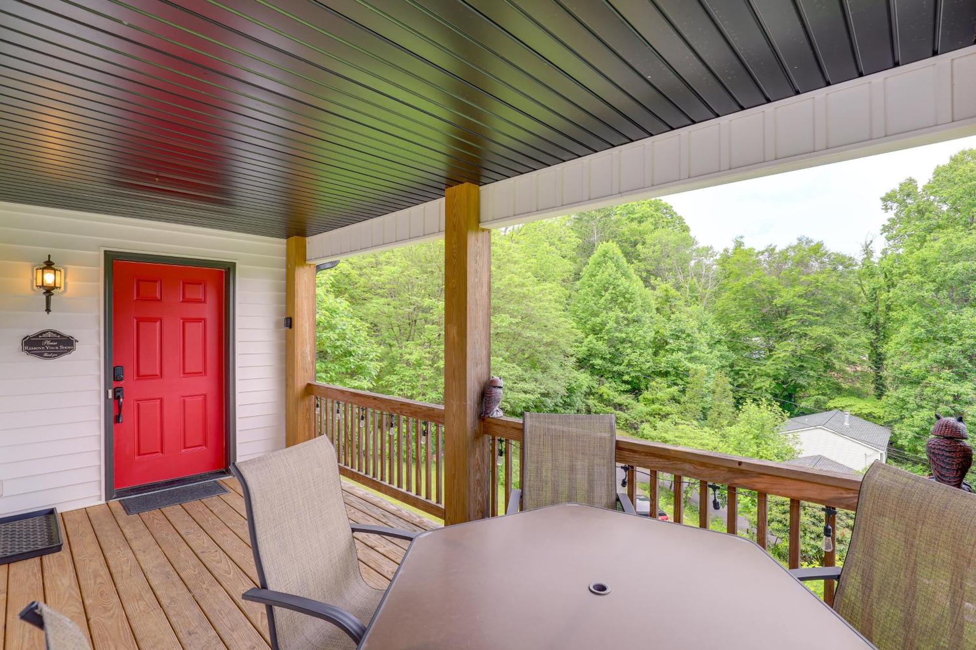 Family With Views About 5 Mi To Downtown Asheville! Holiday home *